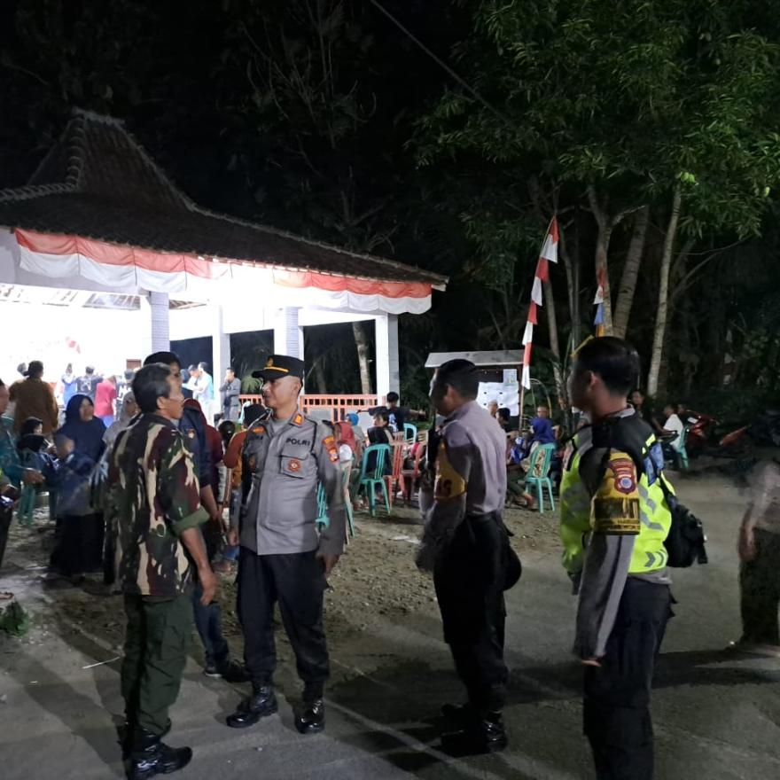 Bhabinkamtibmas Hargorejo Melaksanakan Patroli di Padukuhan Selo Barat